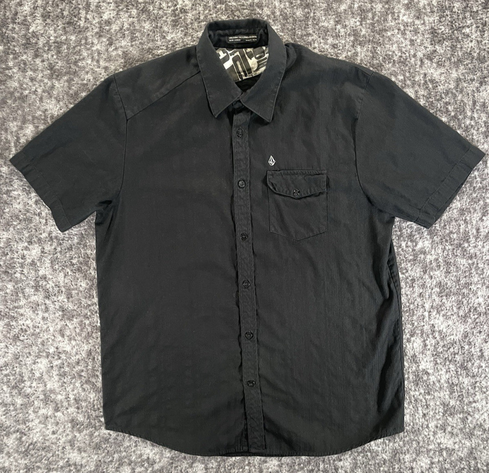 Volcom Tailored Button-Down Shirt Size Large Black Short Sleeve Skate Y2K